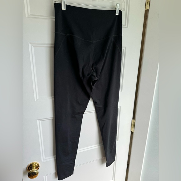 Girlfriend Collective high rise legging - Picture 2 of 5